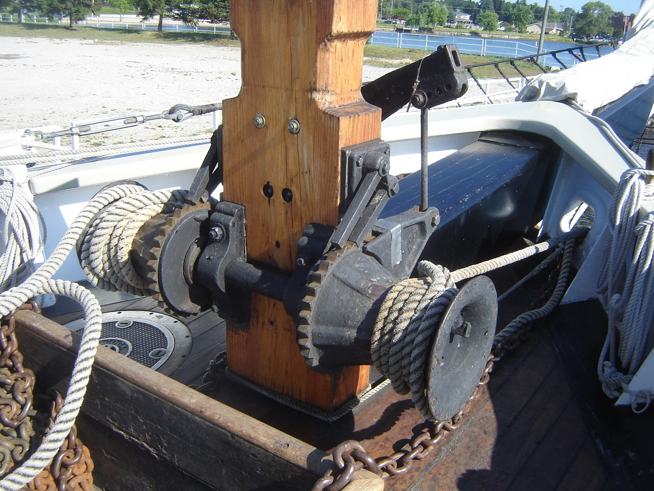 The winch on M/Y Manitou